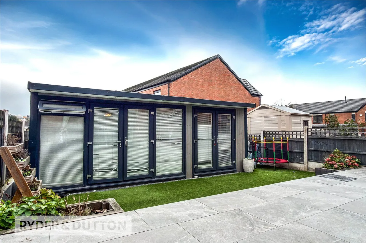 Varley Street, Miles Platting, M40, photo 24