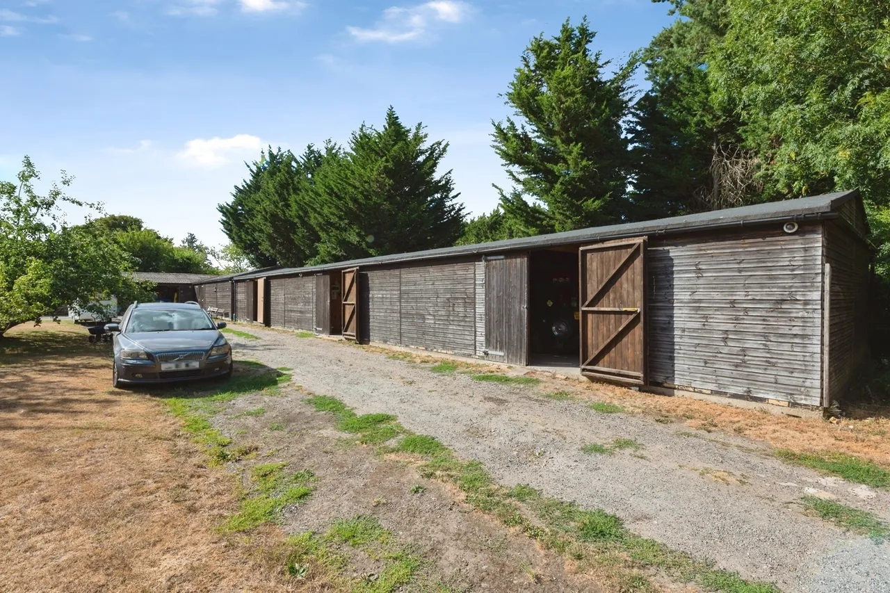 Wrotham Road, Meopham, DA13, photo 37
