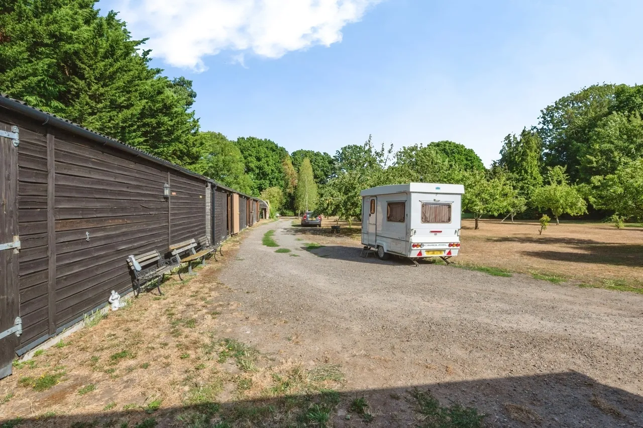 Wrotham Road, Meopham, DA13, photo 28