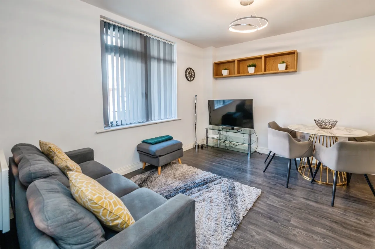 2 bed flat for sale — Warstone Lane, Birmingham