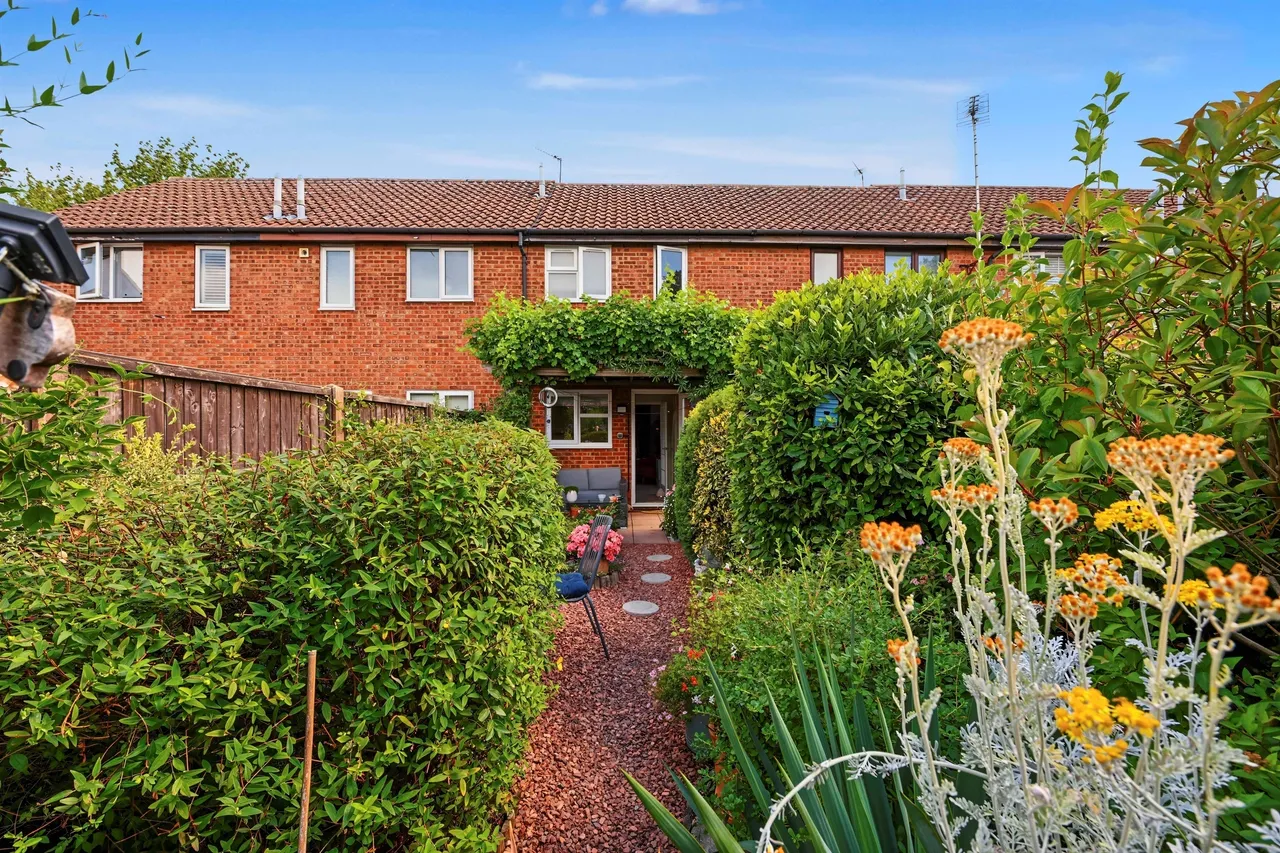 Church Hill, Cheddington, LU7, photo 13