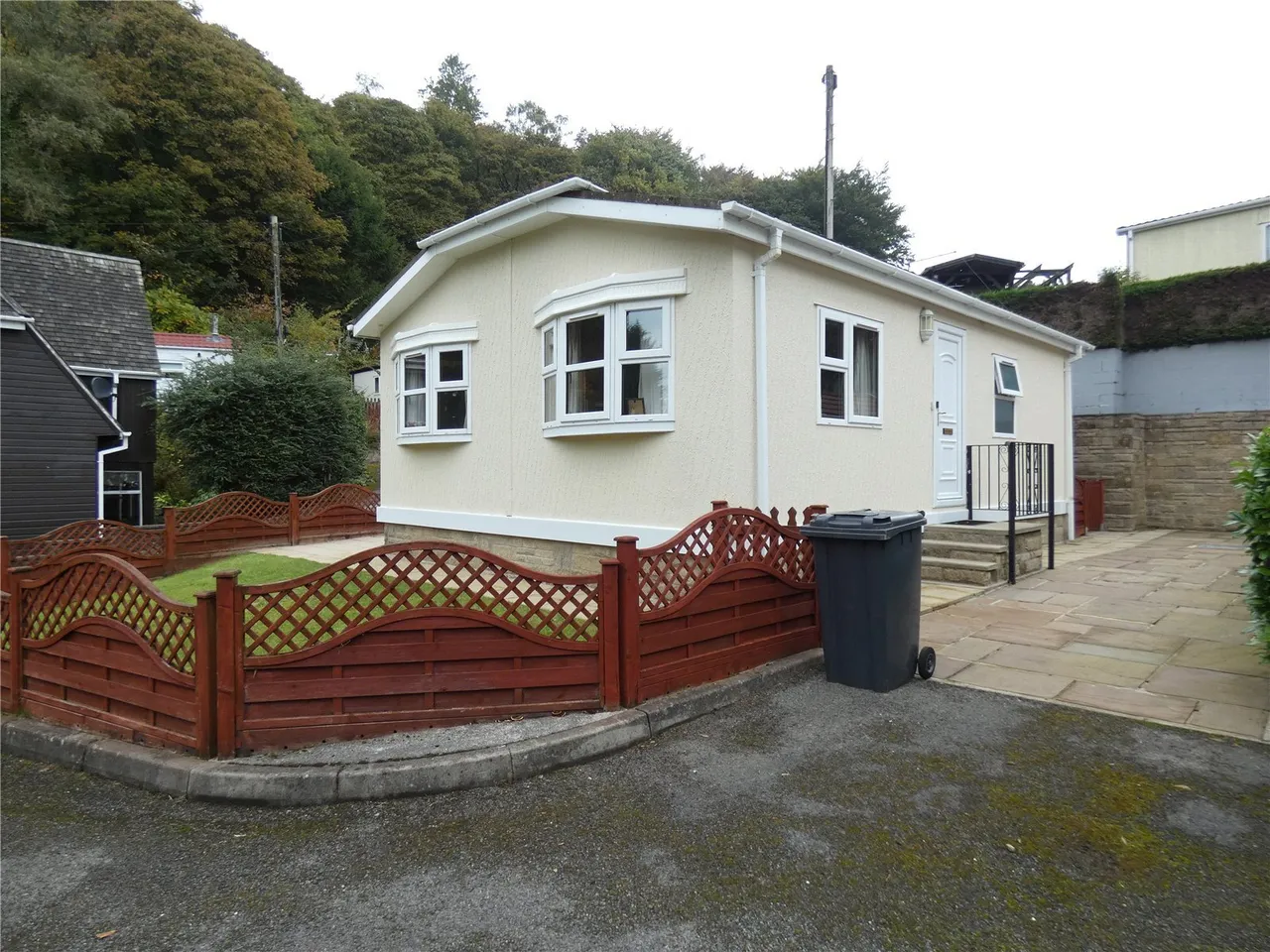 2 bed mobile home for sale — Punch Bowl Park, Manchester Road, Buxton, Derbyshire, SK17