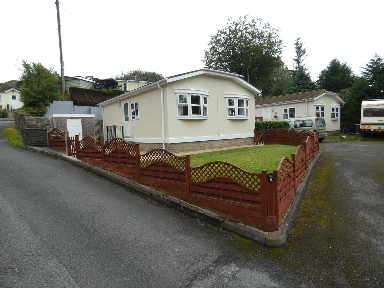 Punch Bowl Park, Manchester Road, Buxton, Derbyshire, SK17, photo 2