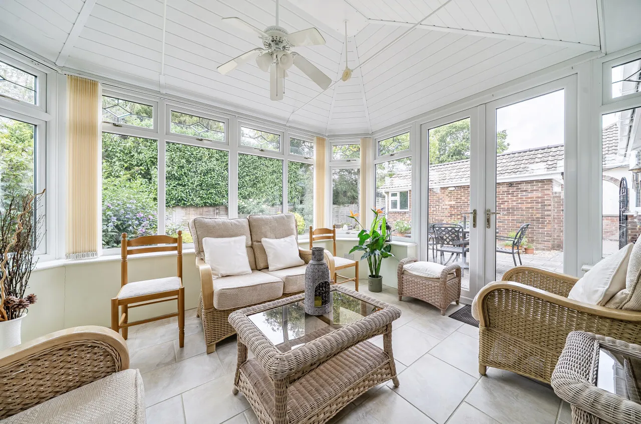 Hocombe Drive, Chandler's Ford, SO53, photo 4