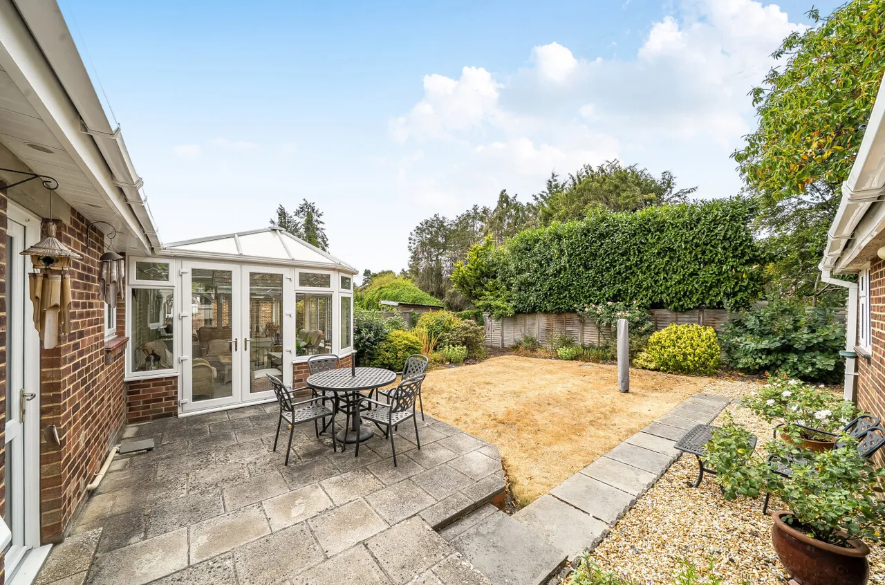 Hocombe Drive, Chandler's Ford, SO53, photo 8