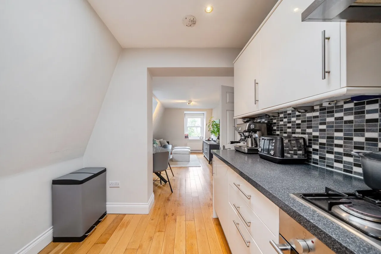 East Hill, Battersea, SW18, photo 8