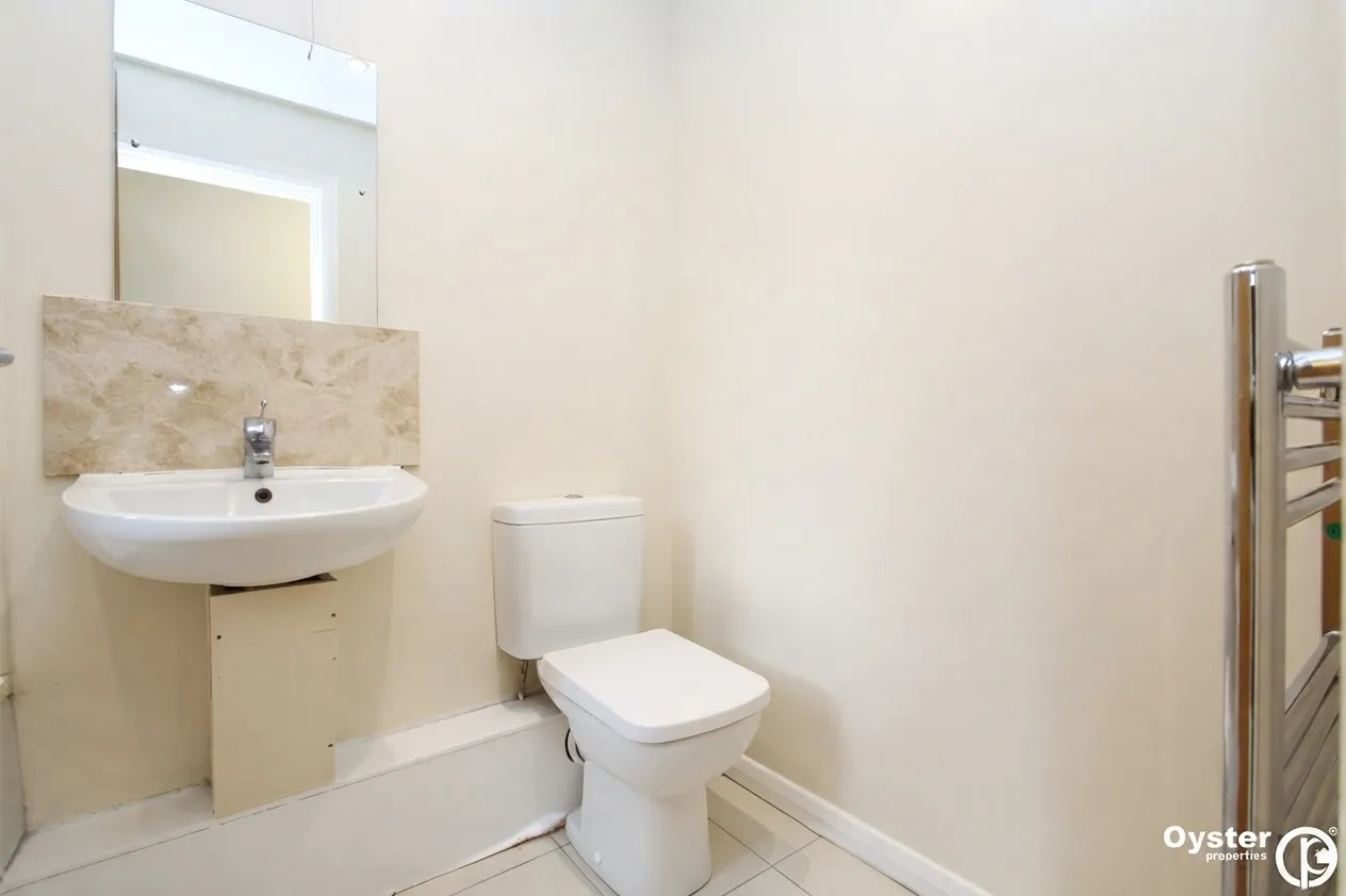 Edgwarebury Lane, Edgware, HA8, photo 8