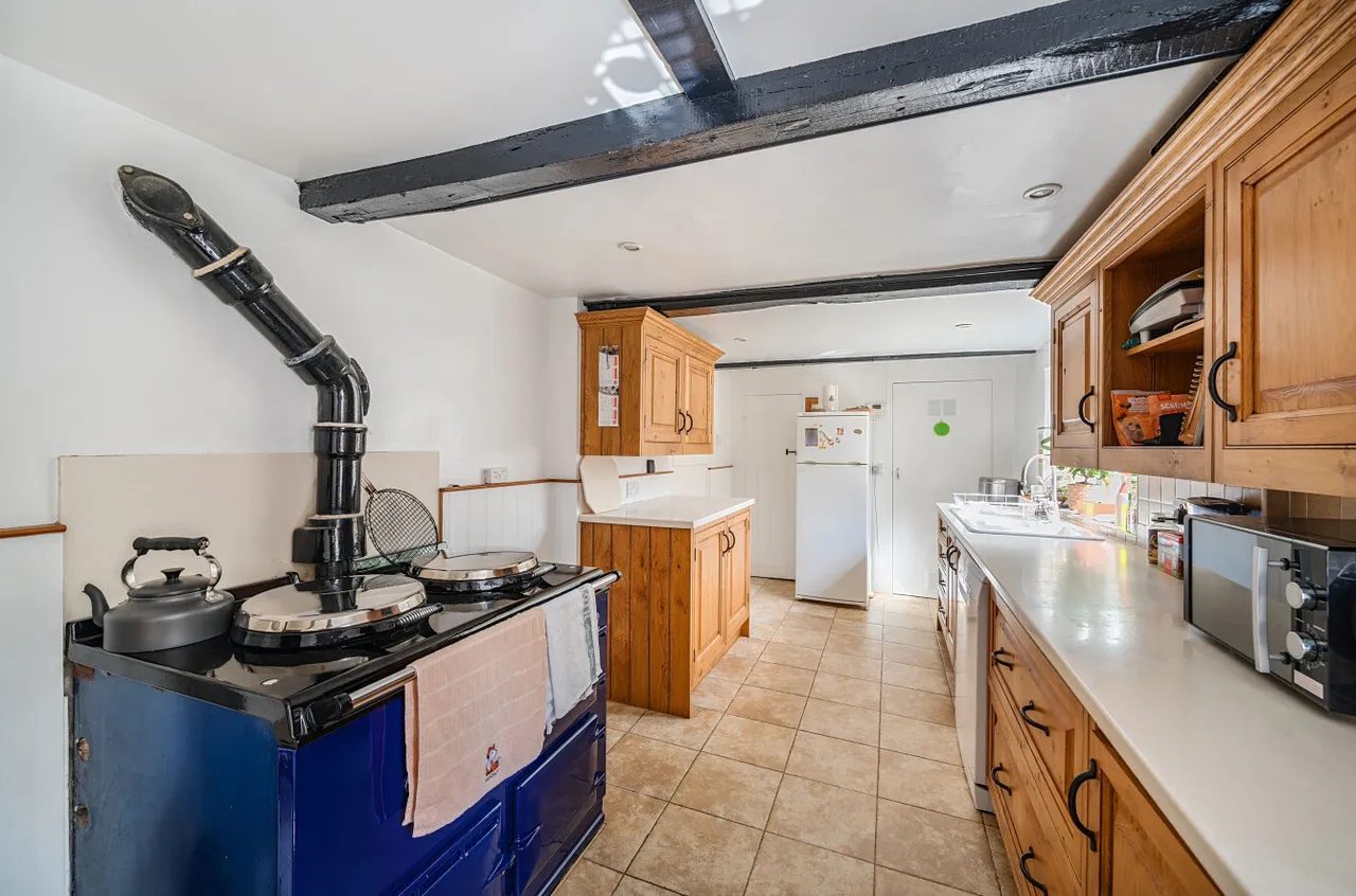London Road, East Grinstead, West Sussex, RH19 1PH, photo 6