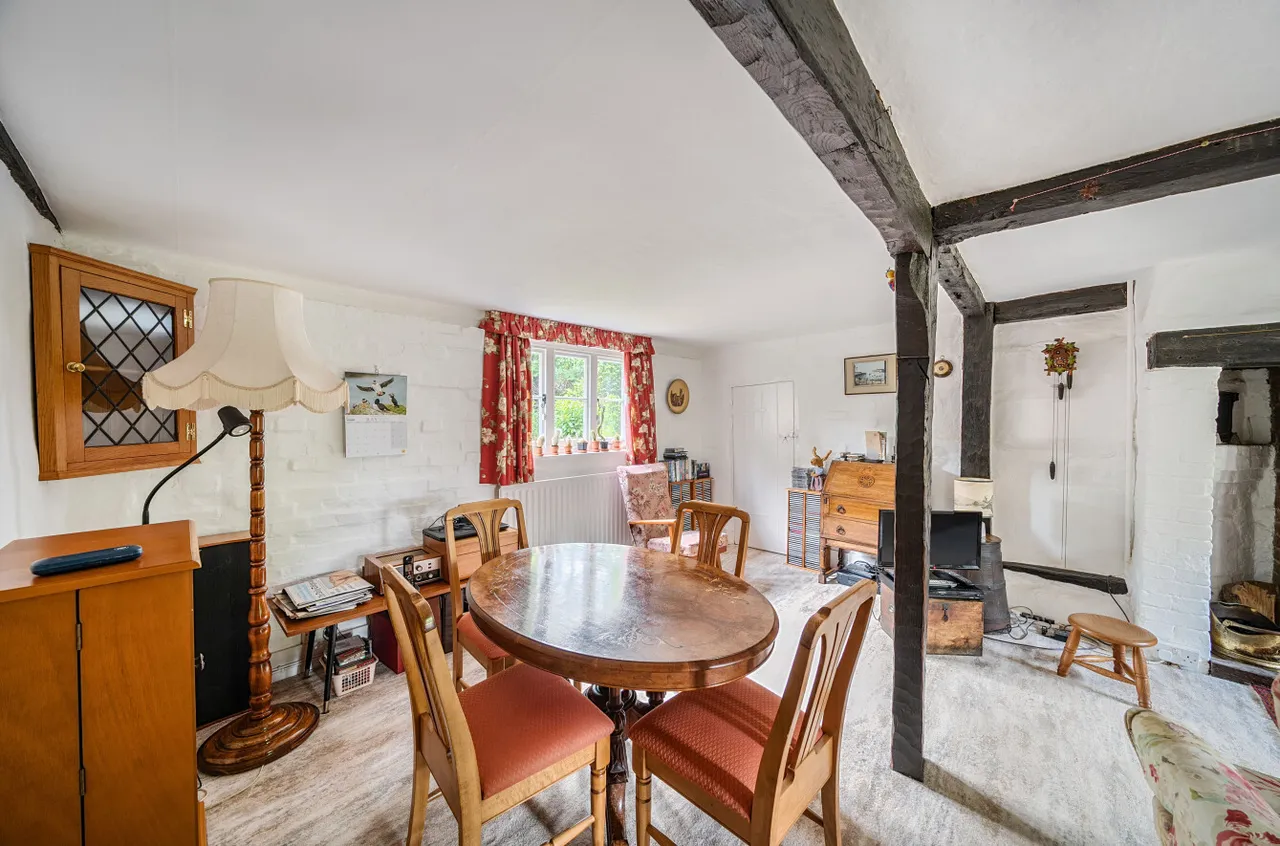 London Road, East Grinstead, West Sussex, RH19 1PH, photo 4