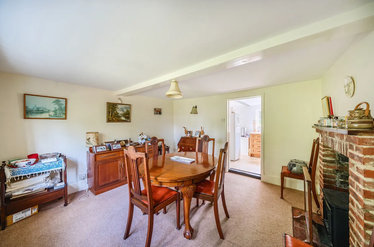 London Road, East Grinstead, West Sussex, RH19 1PH, photo 5