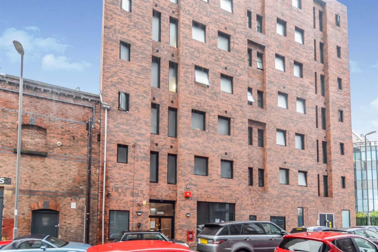1 bed flat for sale — Norfolk Street, Liverpool
