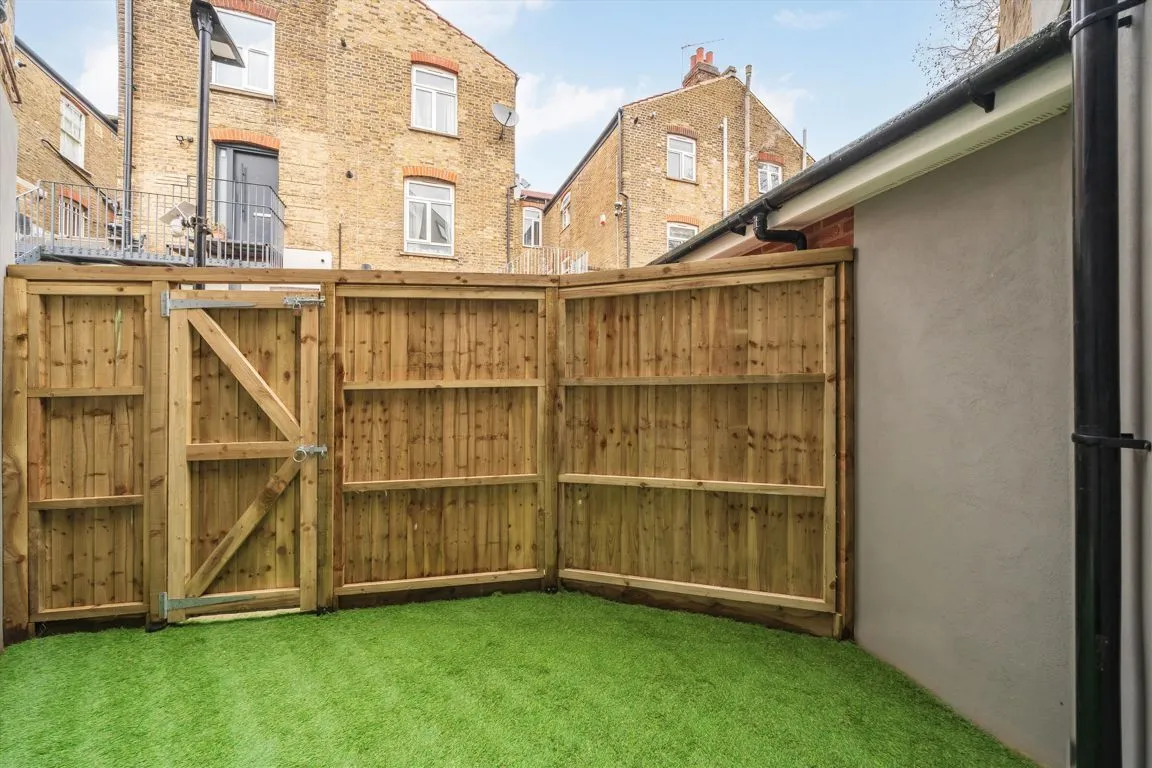 Berrymead Gardens, W3, photo 5