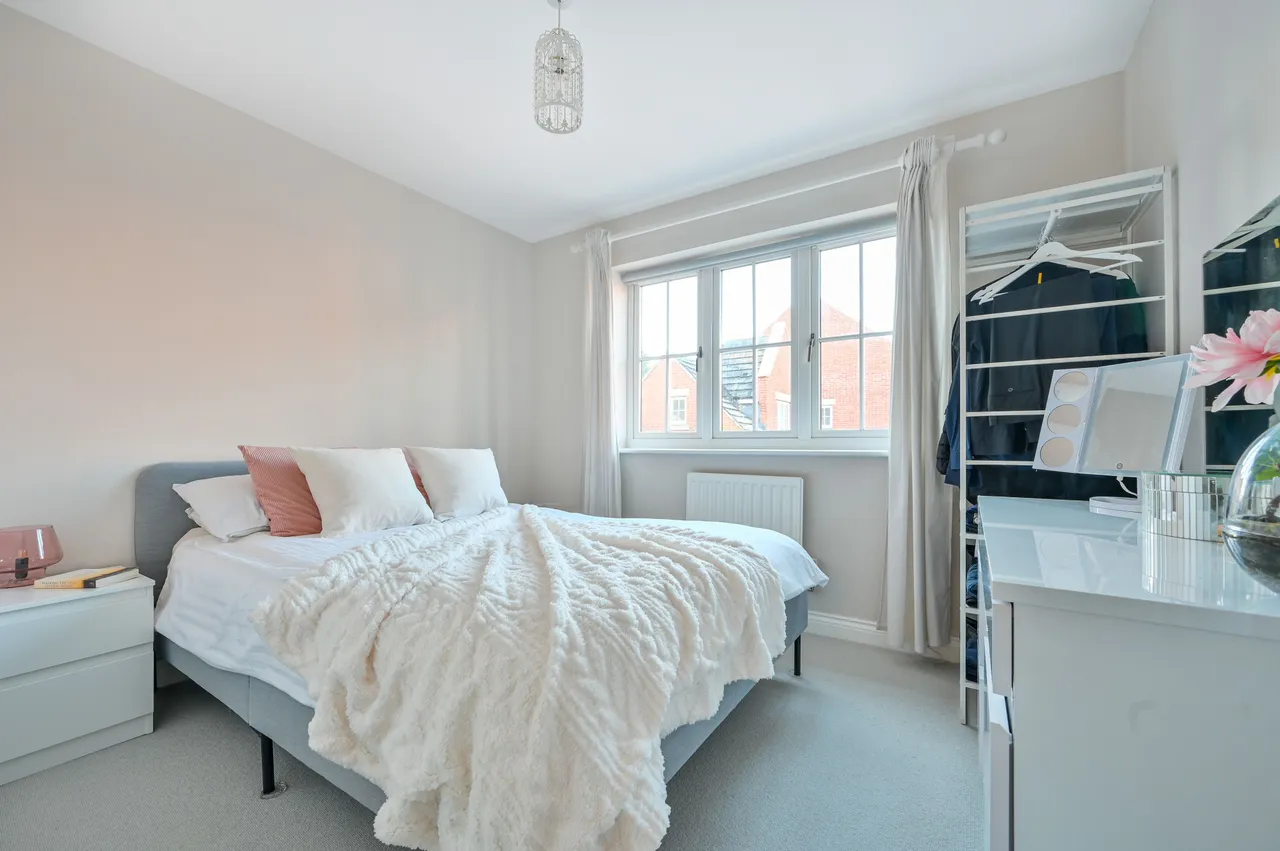 West Byfleet, KT14, photo 4
