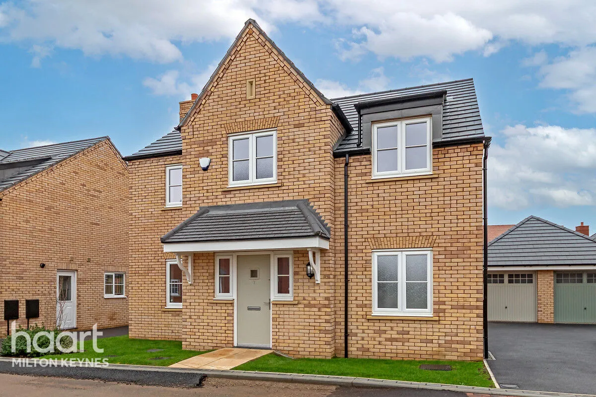 4 bed house for sale, Shelbourne Estates, Northampton, NN5