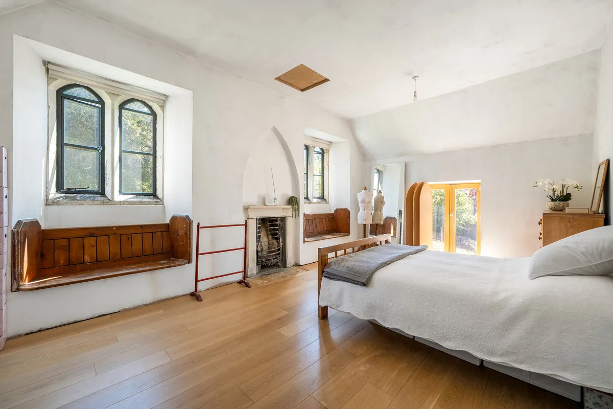 The Old Chapel, Oakridge Lynch, GL6, photo 10