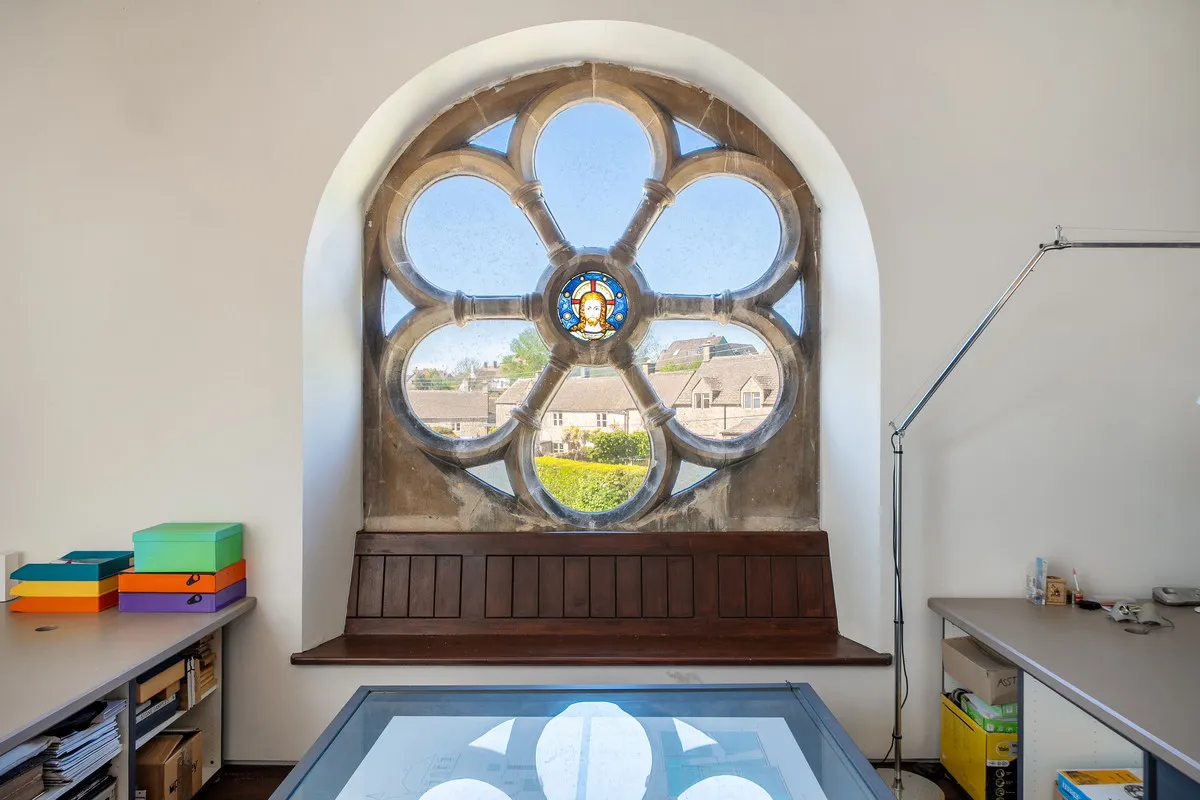 The Old Chapel, Oakridge Lynch, GL6, photo 2