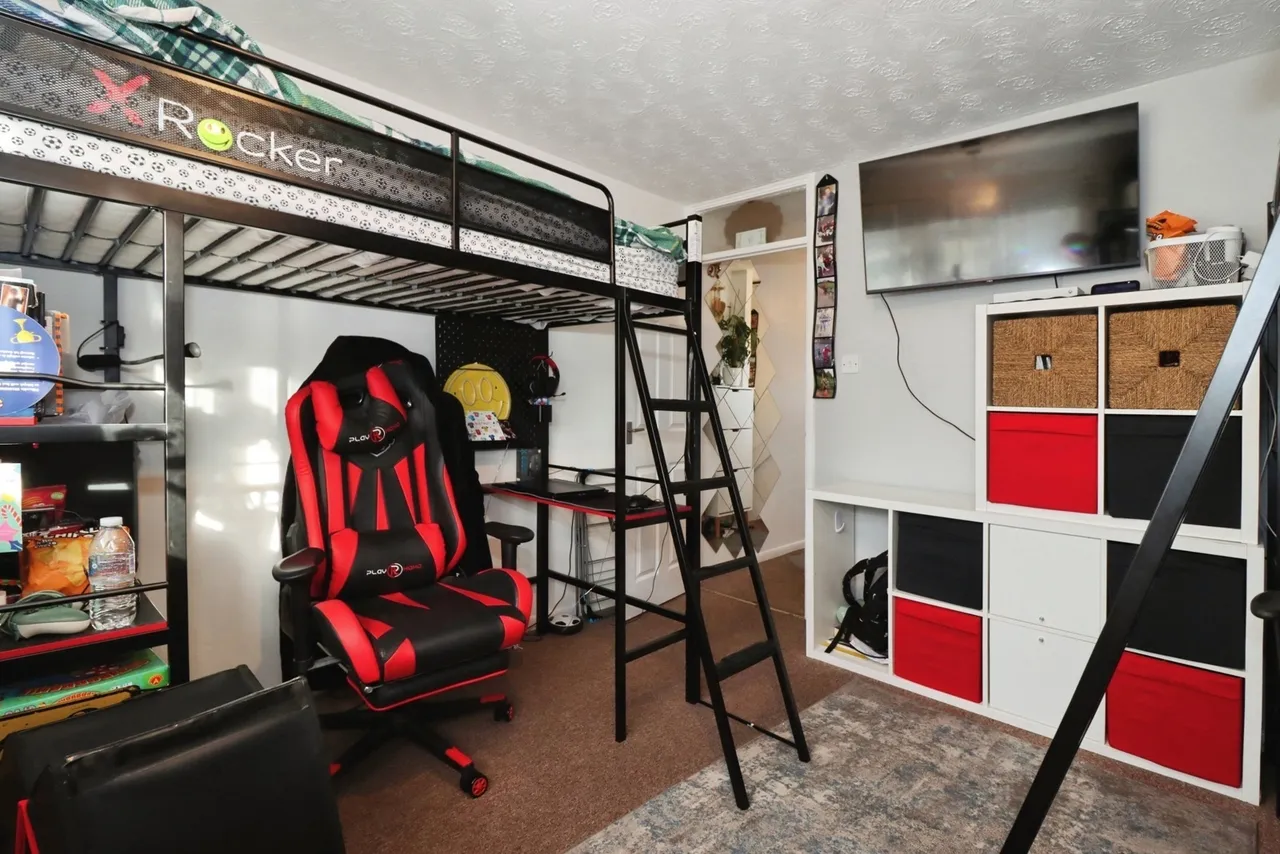 Breaches Gate, Bradley Stoke, Bristol, Gloucestershire, BS32, photo 15
