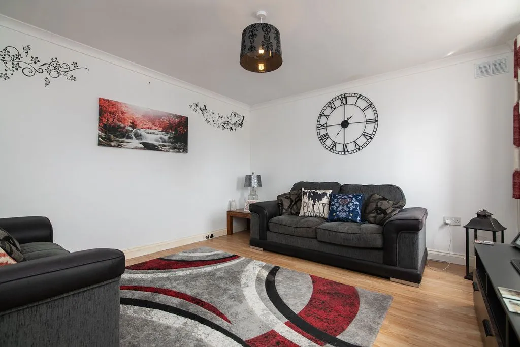 Flat 3, 30 High Street, Studley, B80 7HJ, photo 8