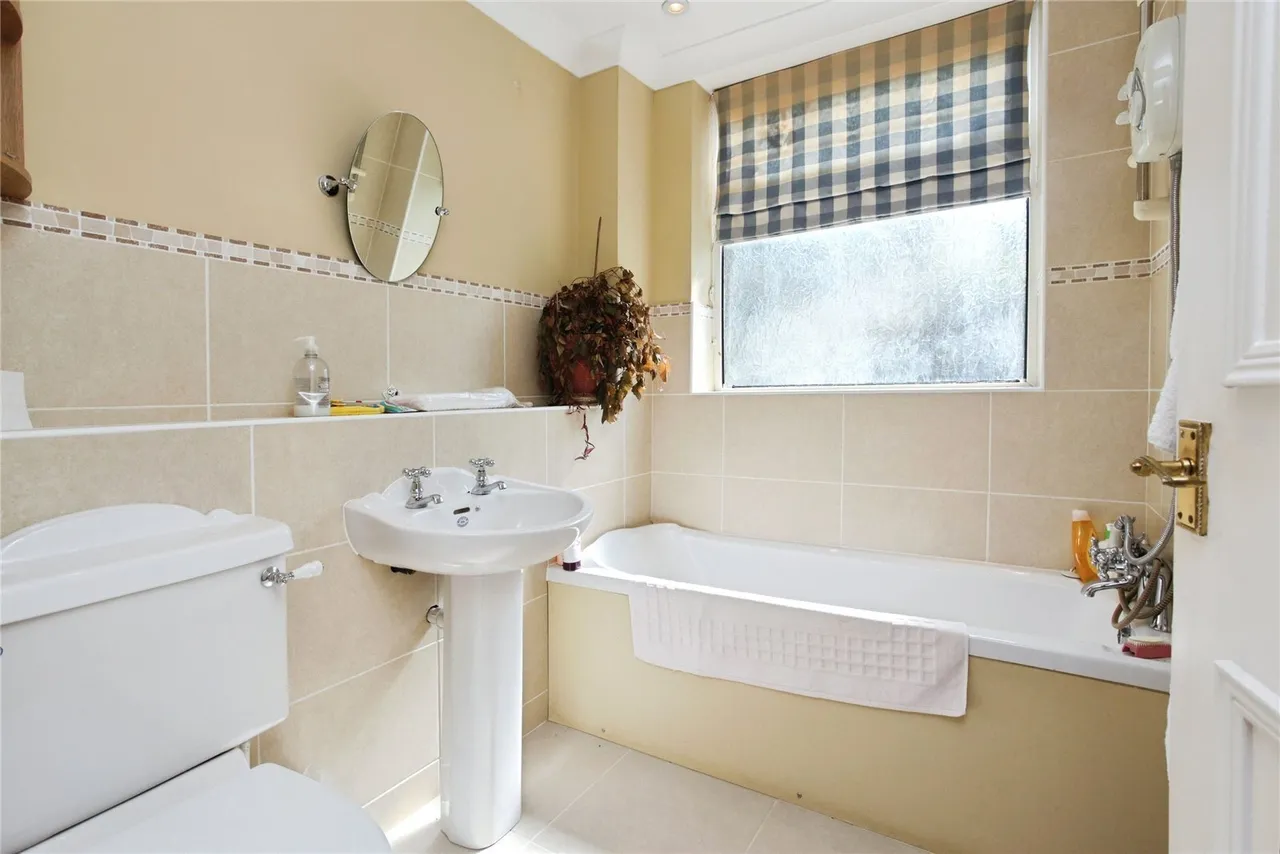 Oakfield, Hawkhurst, TN18, photo 10