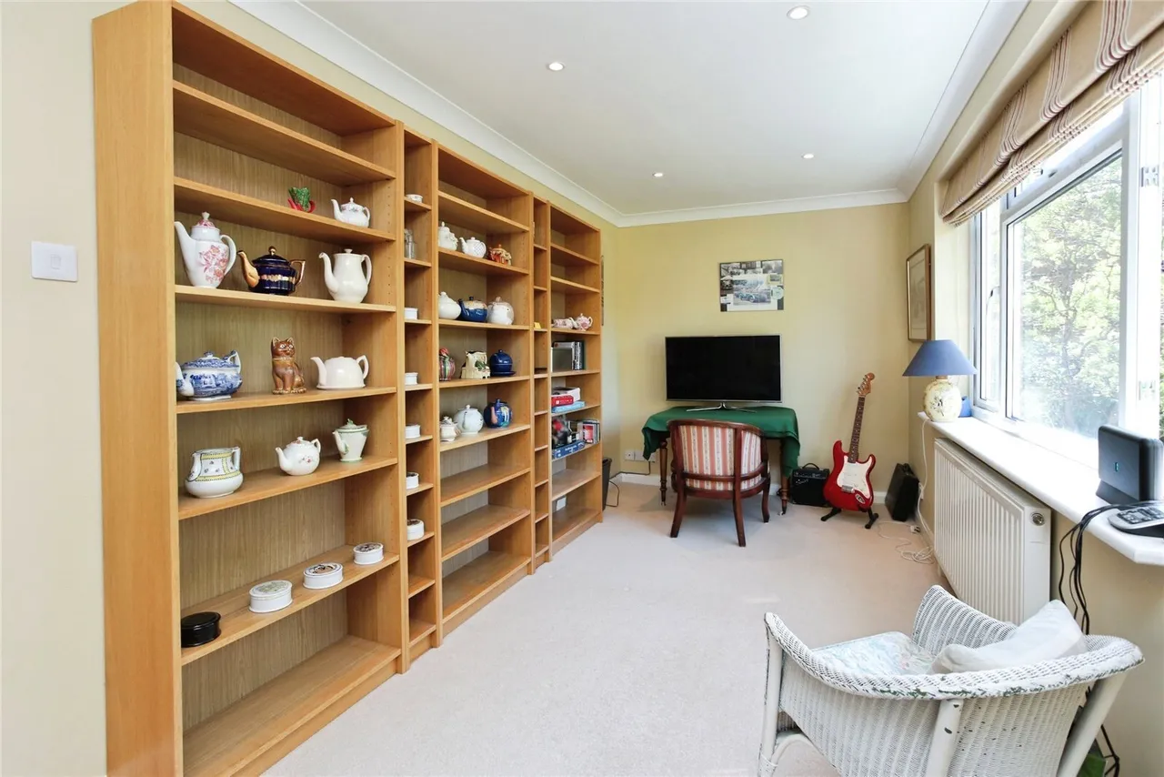 Oakfield, Hawkhurst, TN18, photo 11
