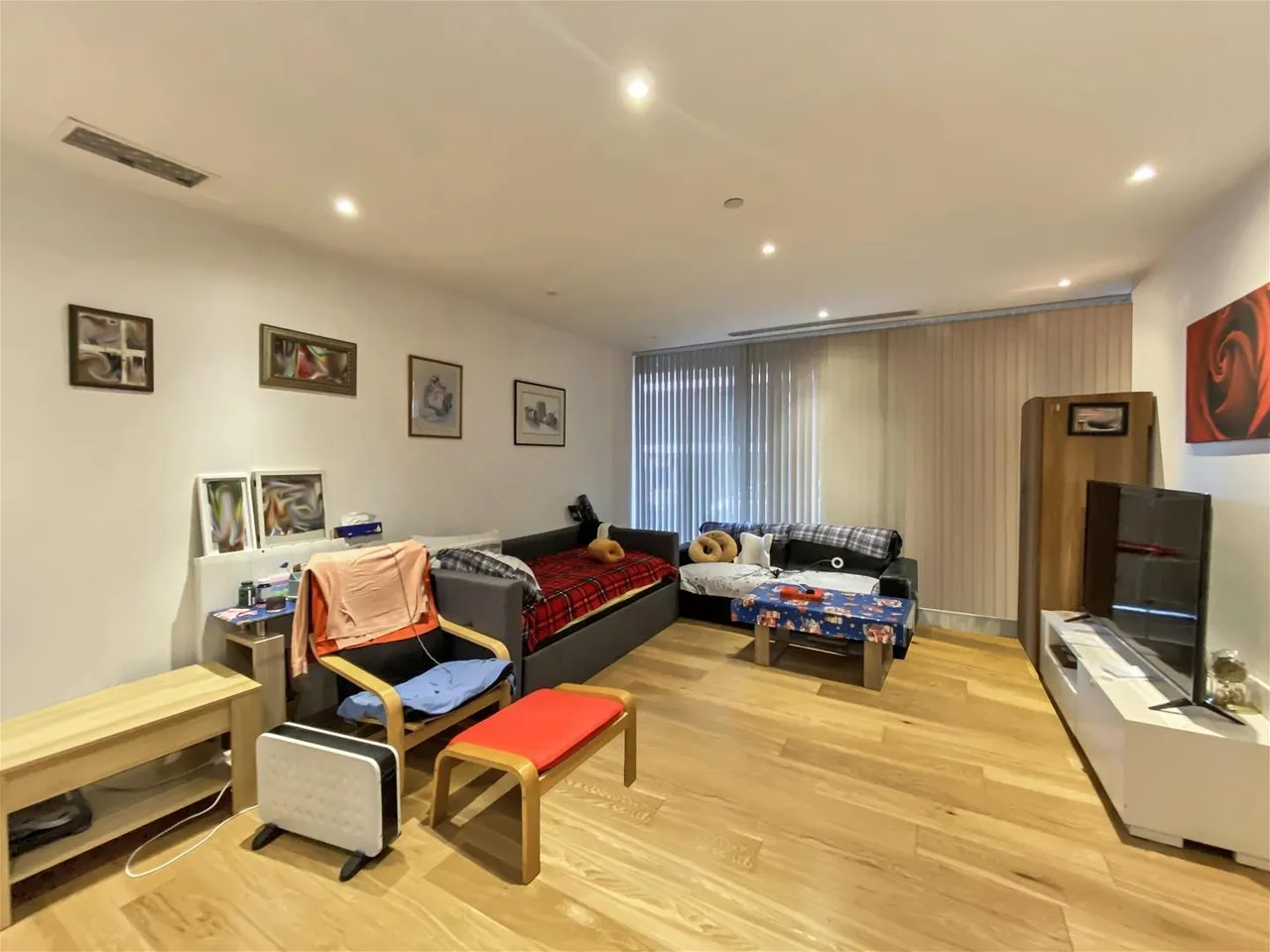 Staines Road, Hounslow, photo 2