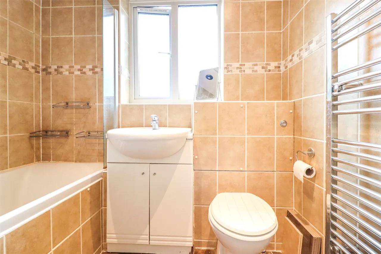 Sepen Meade, Church Crookham, Fleet, Hampshire, GU52 0YS, photo 8