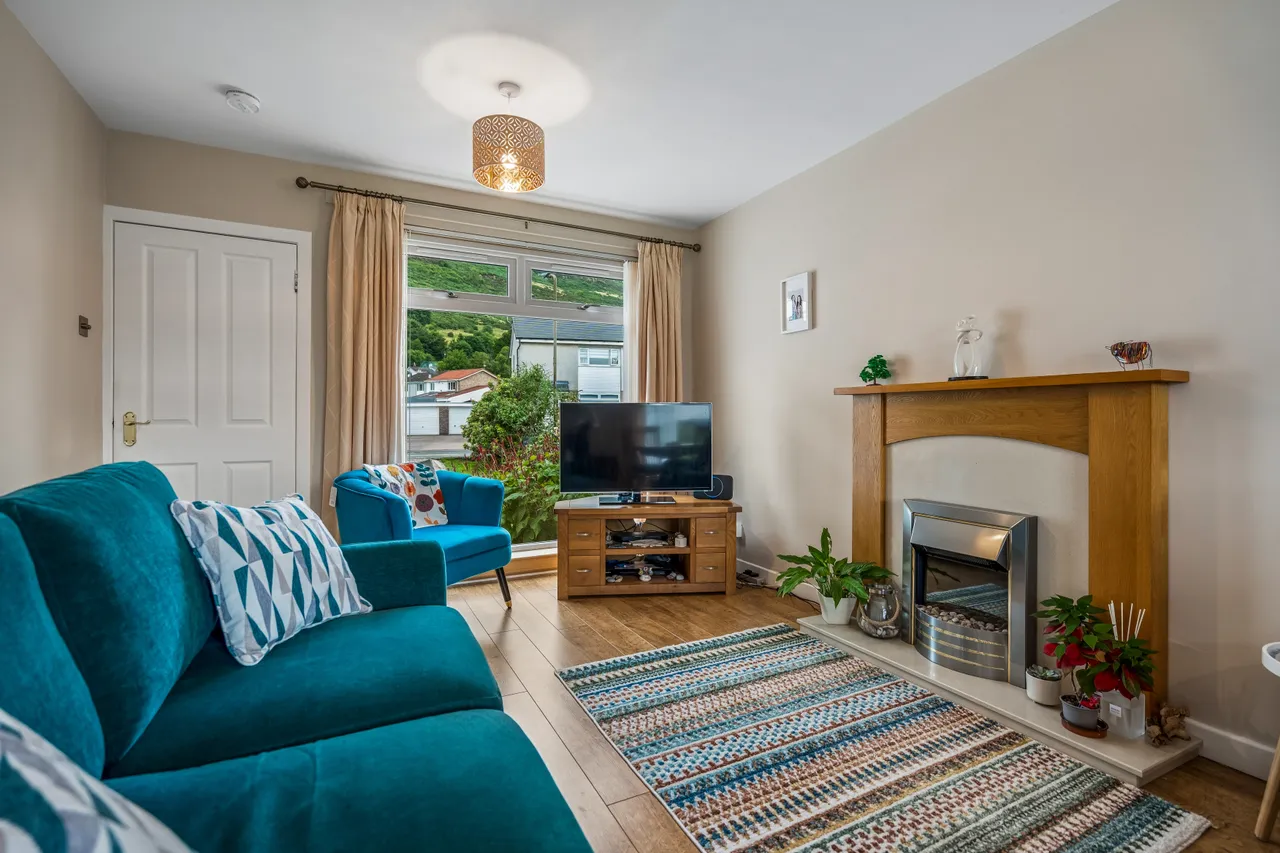 Torry Drive, Alva, FK12, photo 2