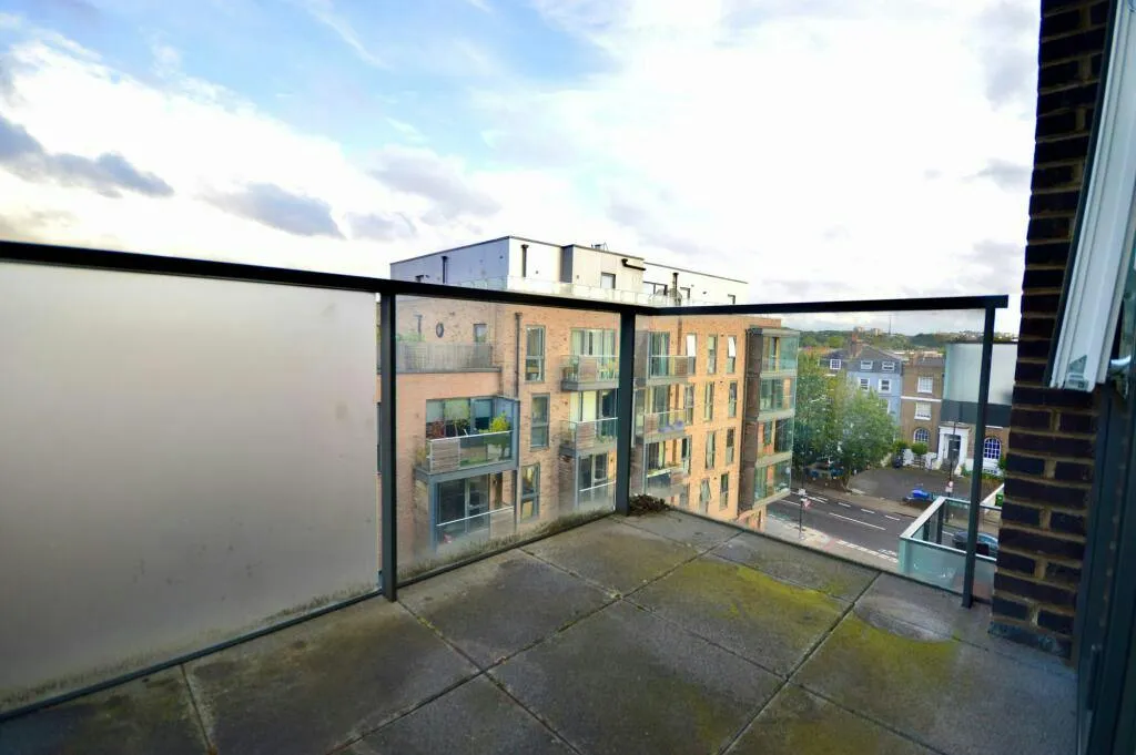 Carlton Grove, Beasley House Carlton Grove, SE15, photo 2
