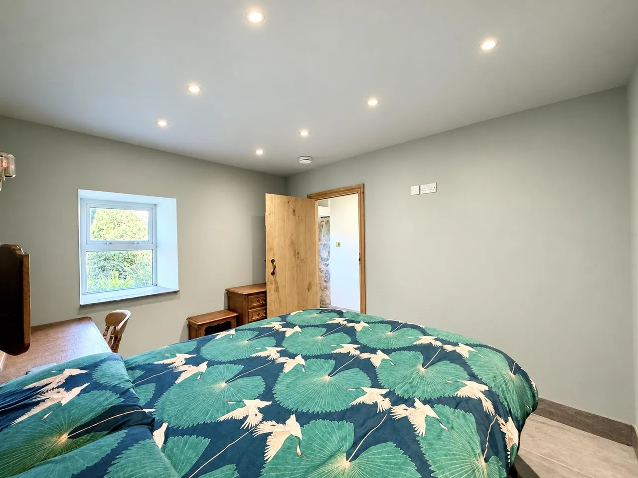 Caernarfon, LL54, photo 8