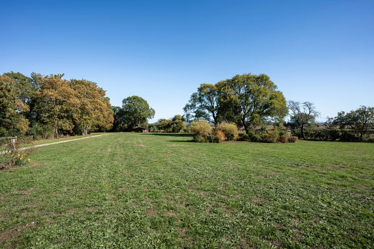 Worcester Road, Earls Croome, WR8, photo 2