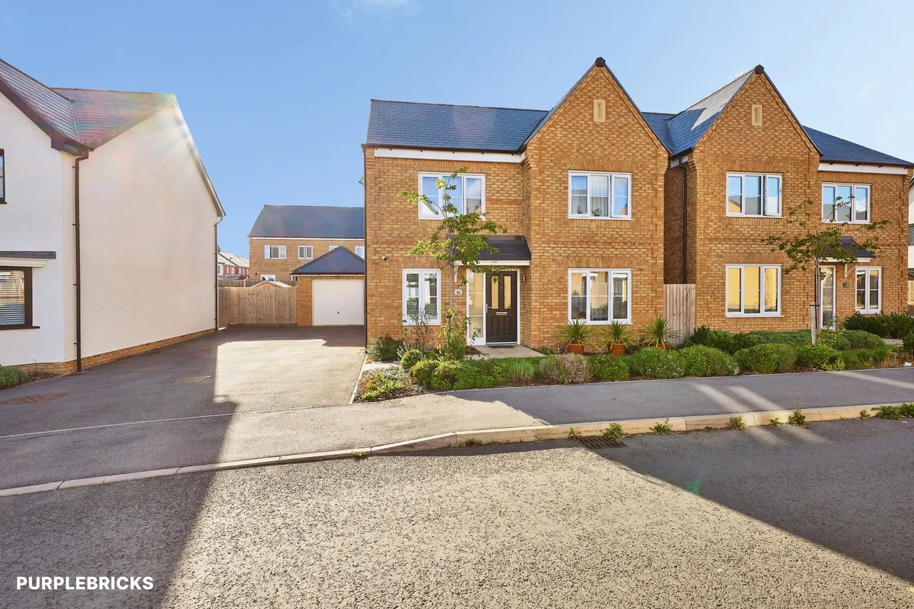 4 bed house for sale, Payne Road, Sawtry, PE28