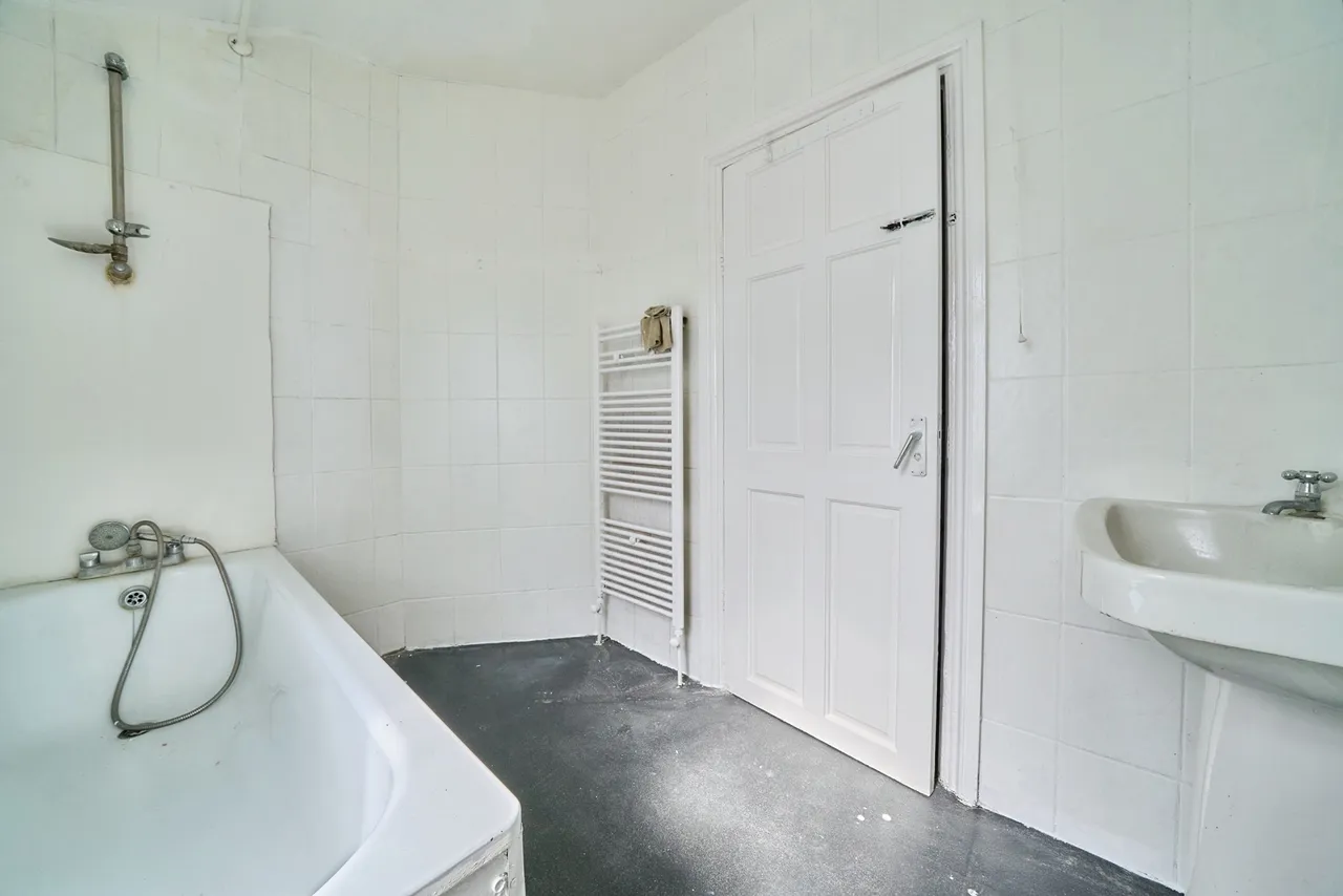 Rochester Avenue, LONDON, London, E13, photo 12