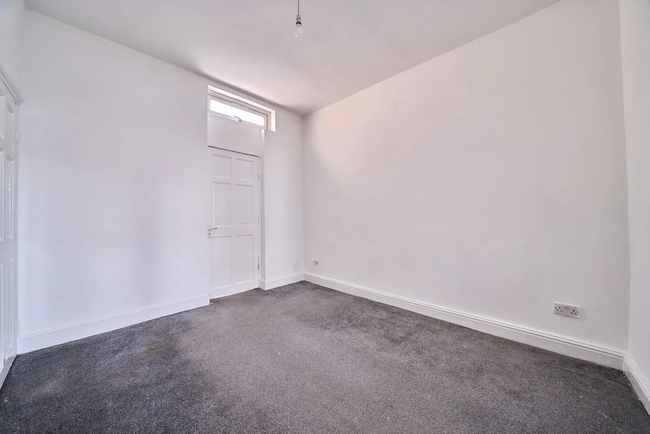Rochester Avenue, LONDON, London, E13, photo 10