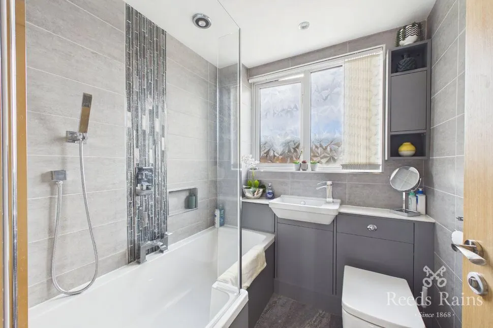 Shearwater Road, Offerton, Cheshire, SK2, photo 12