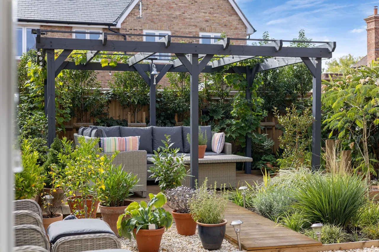 Beagle Lane, Cranleigh, GU6, photo 4