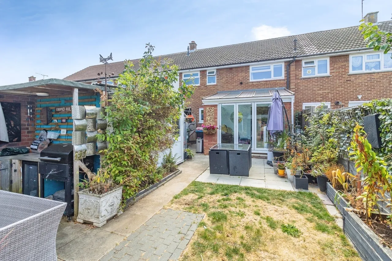 Thames Close, Bletchley, Milton Keynes, Buckinghamshire, MK3, photo 18