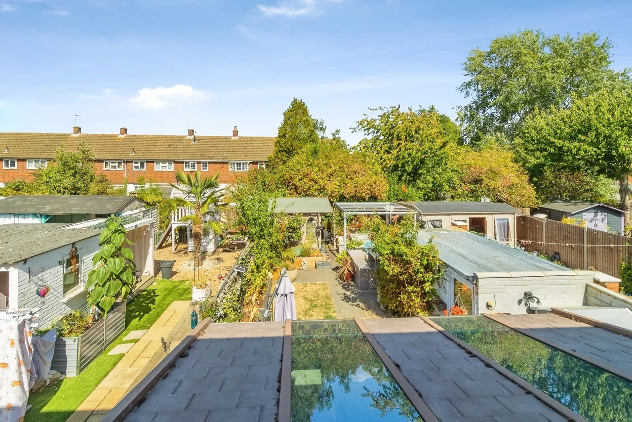 Thames Close, Bletchley, Milton Keynes, Buckinghamshire, MK3, photo 20
