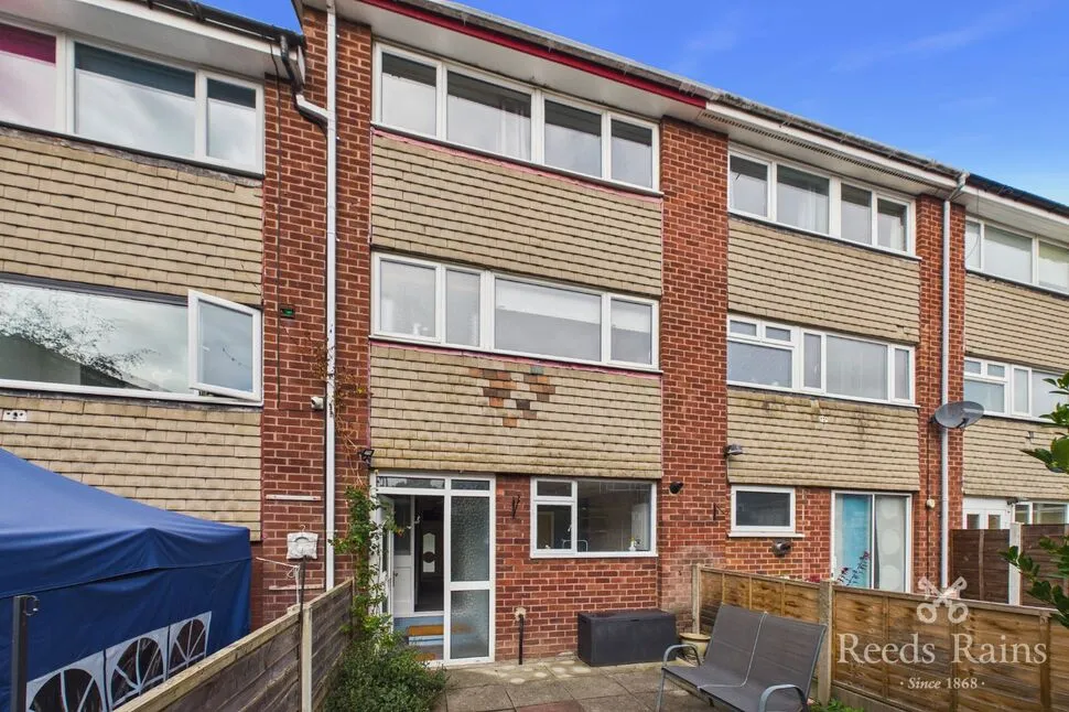 Knowsley Road, Offerton, SK1, photo 14