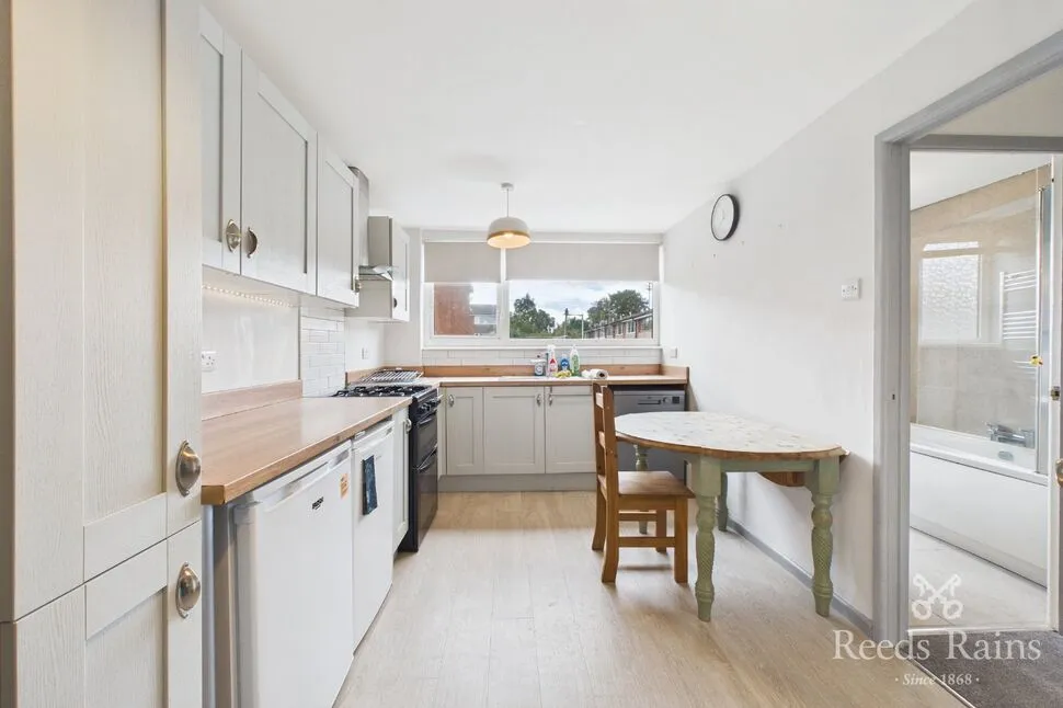 Knowsley Road, Offerton, SK1, photo 3
