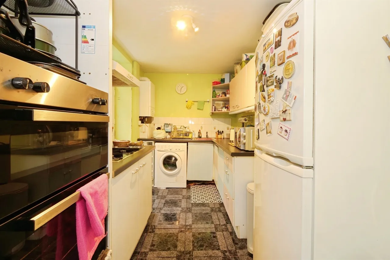 Long Row, Ferndale, CF43, photo 8