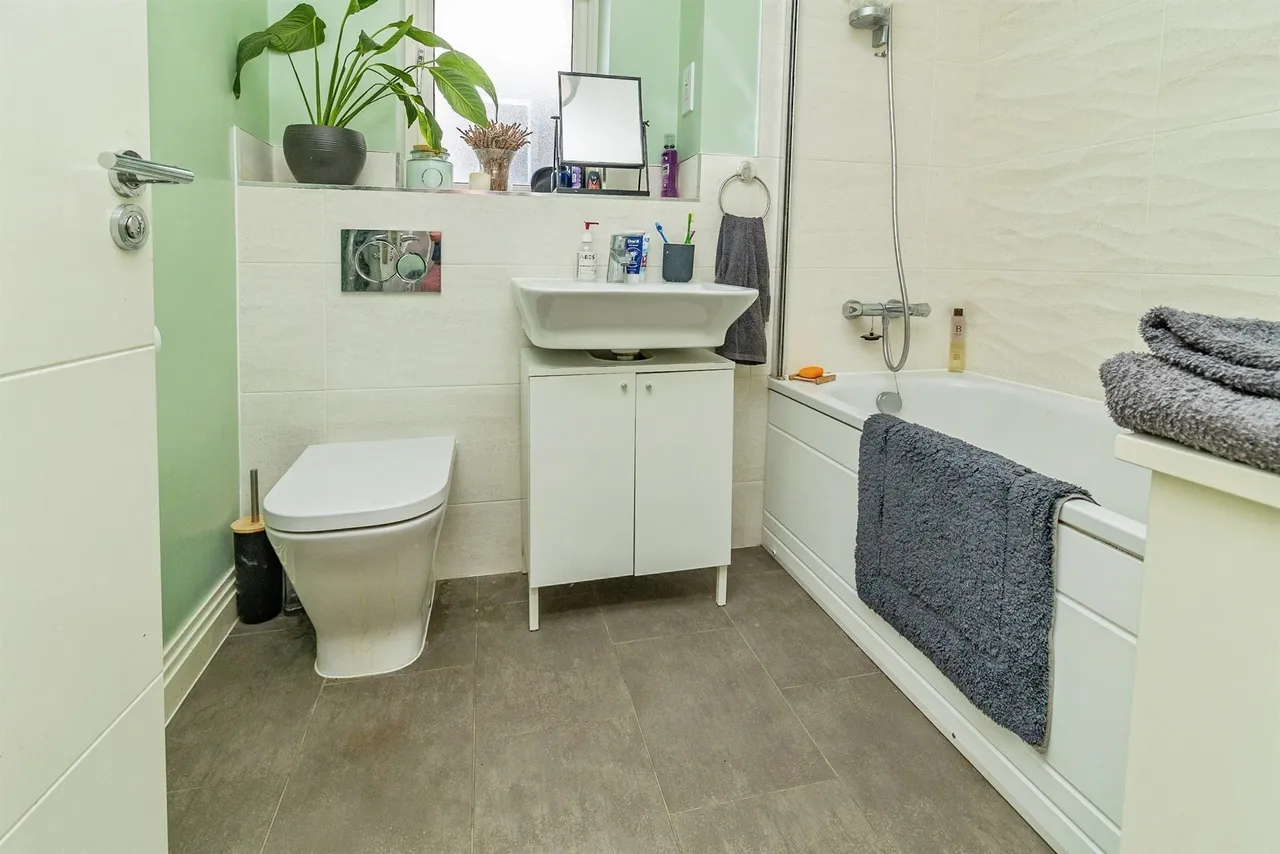 Sulman Grove, Glebe Farm, MK17, photo 16
