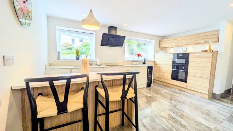 Park Lane, Treharris, CF46, photo 10