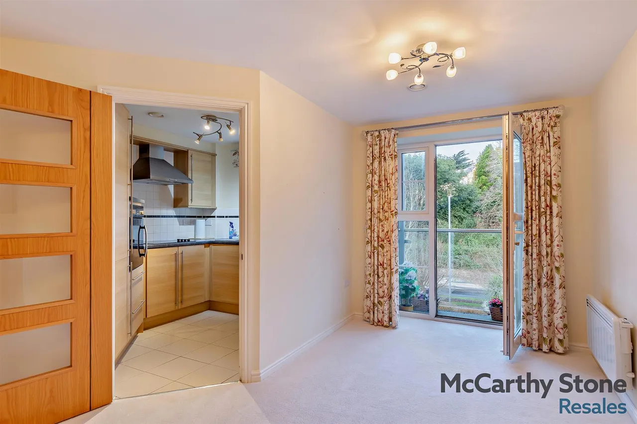 Tregolls Road, Truro, TR1, photo 4