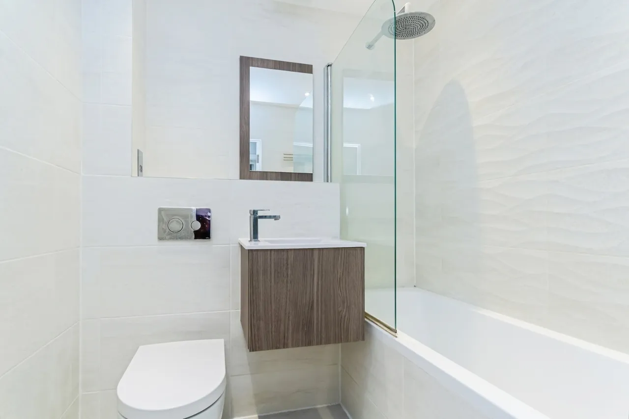 Croydon Road, Caterham, Surrey, CR3, photo 5