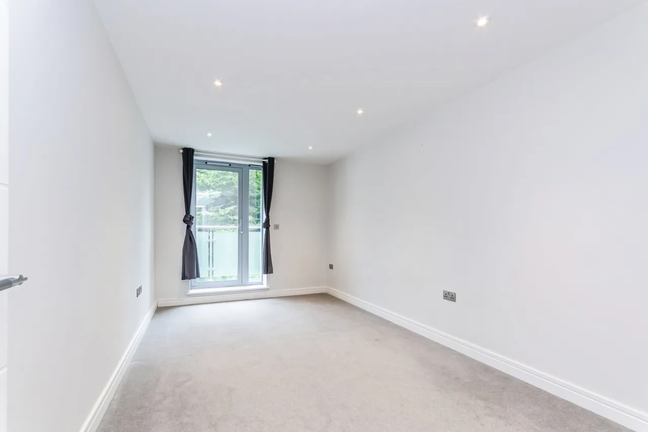 Croydon Road, Caterham, Surrey, CR3, photo 9