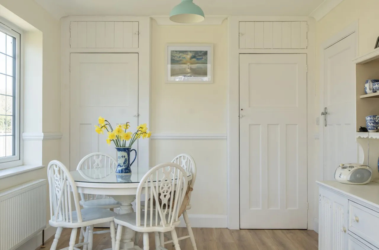 Acre Street, West Wittering, PO20, photo 8