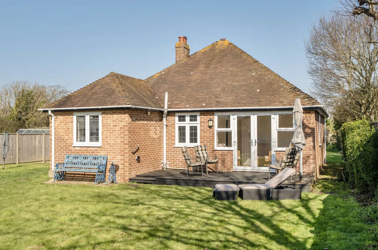 Acre Street, West Wittering, PO20, photo 26