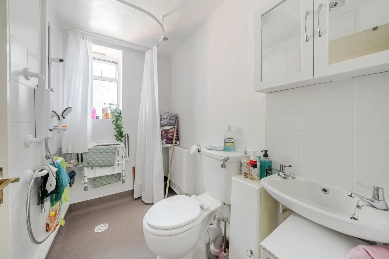Alnwick Road, SE12, photo 8