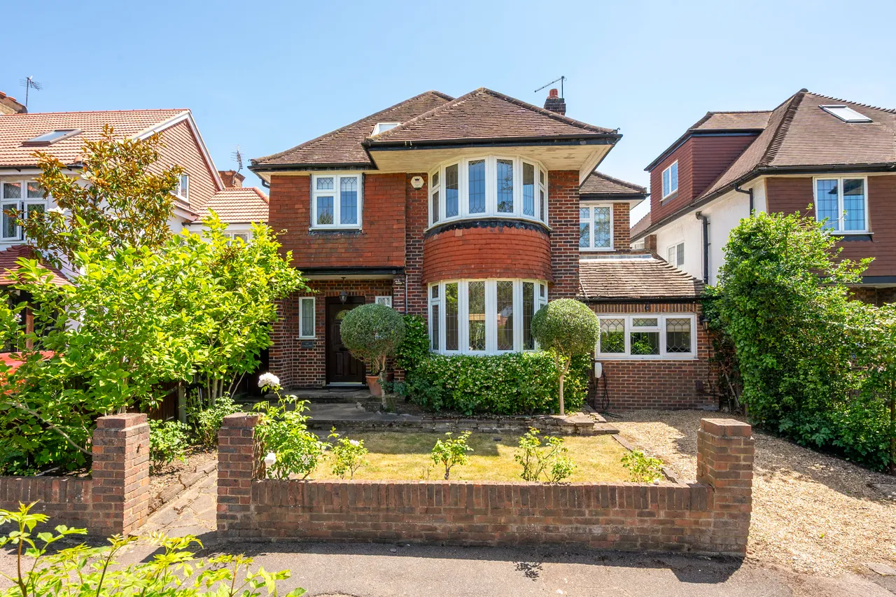 5 bed house for sale — 151 Copse Hill, London