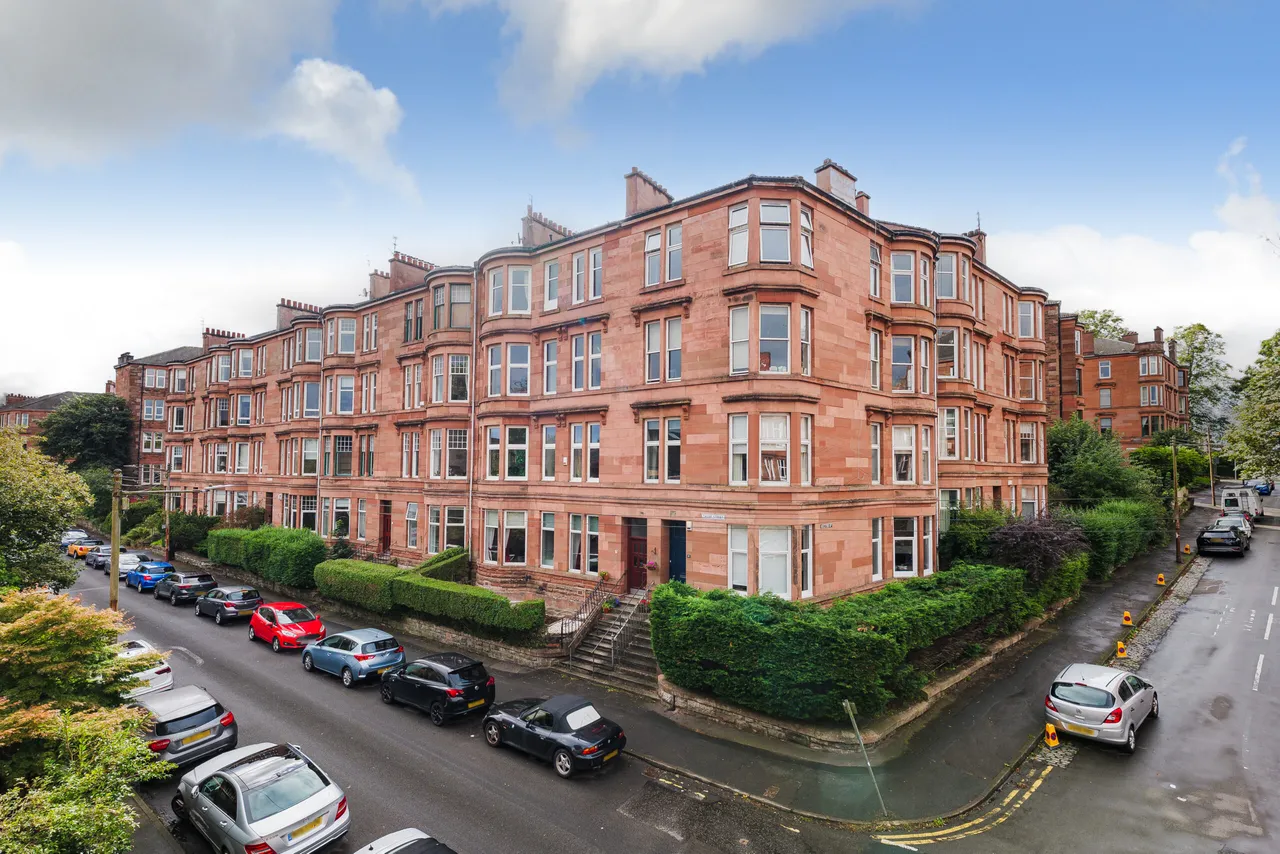 2 bed flat for sale — 0/1, 17 Tassie Street, Shawlands, G41 3QB